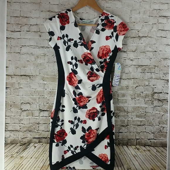 🚫SOLDAlmost famous Small spring summer dress Nwt - Picture 2 of 8